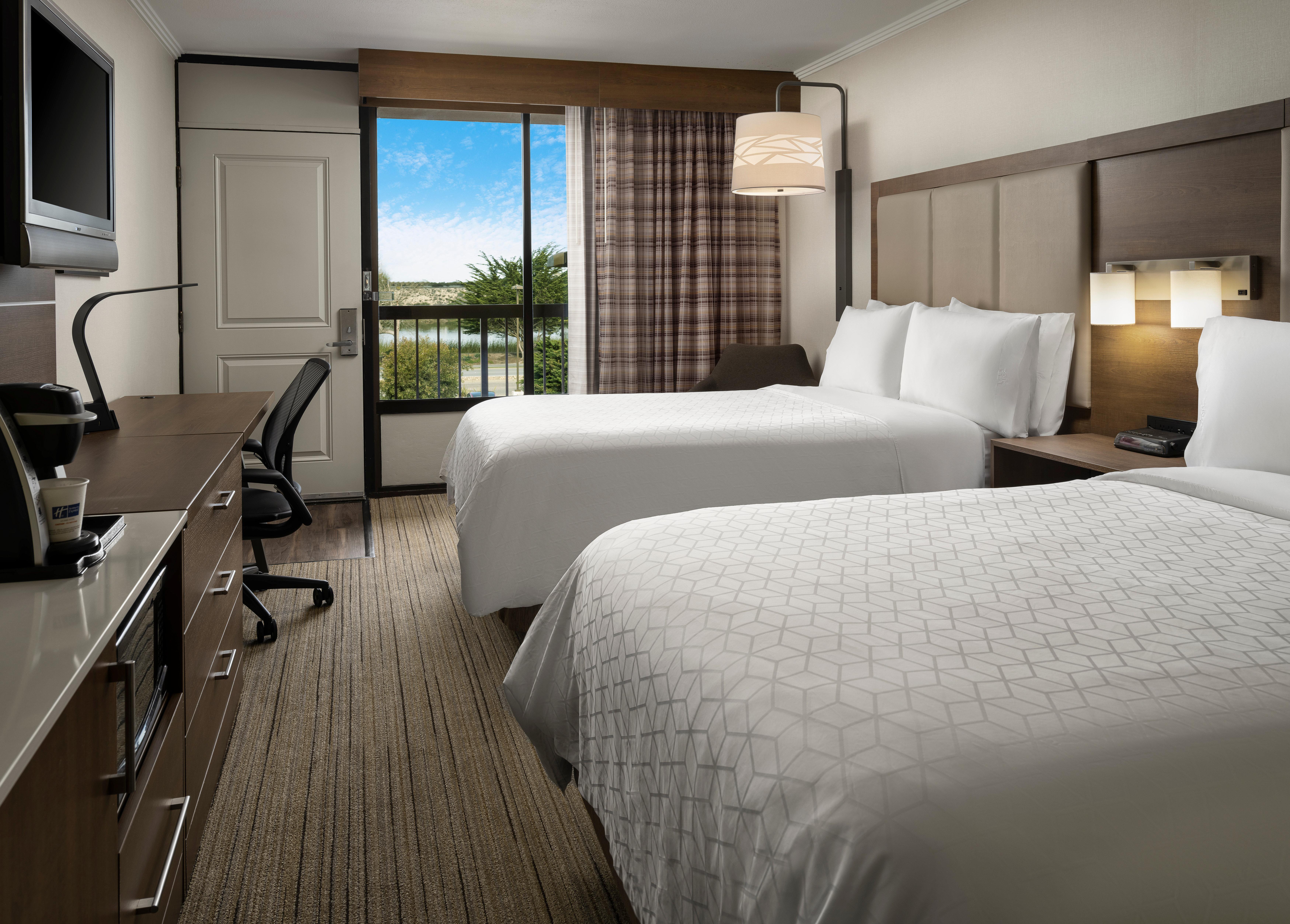Holiday Inn Express At Monterey Bay By Ihg Seaside Exteriör bild